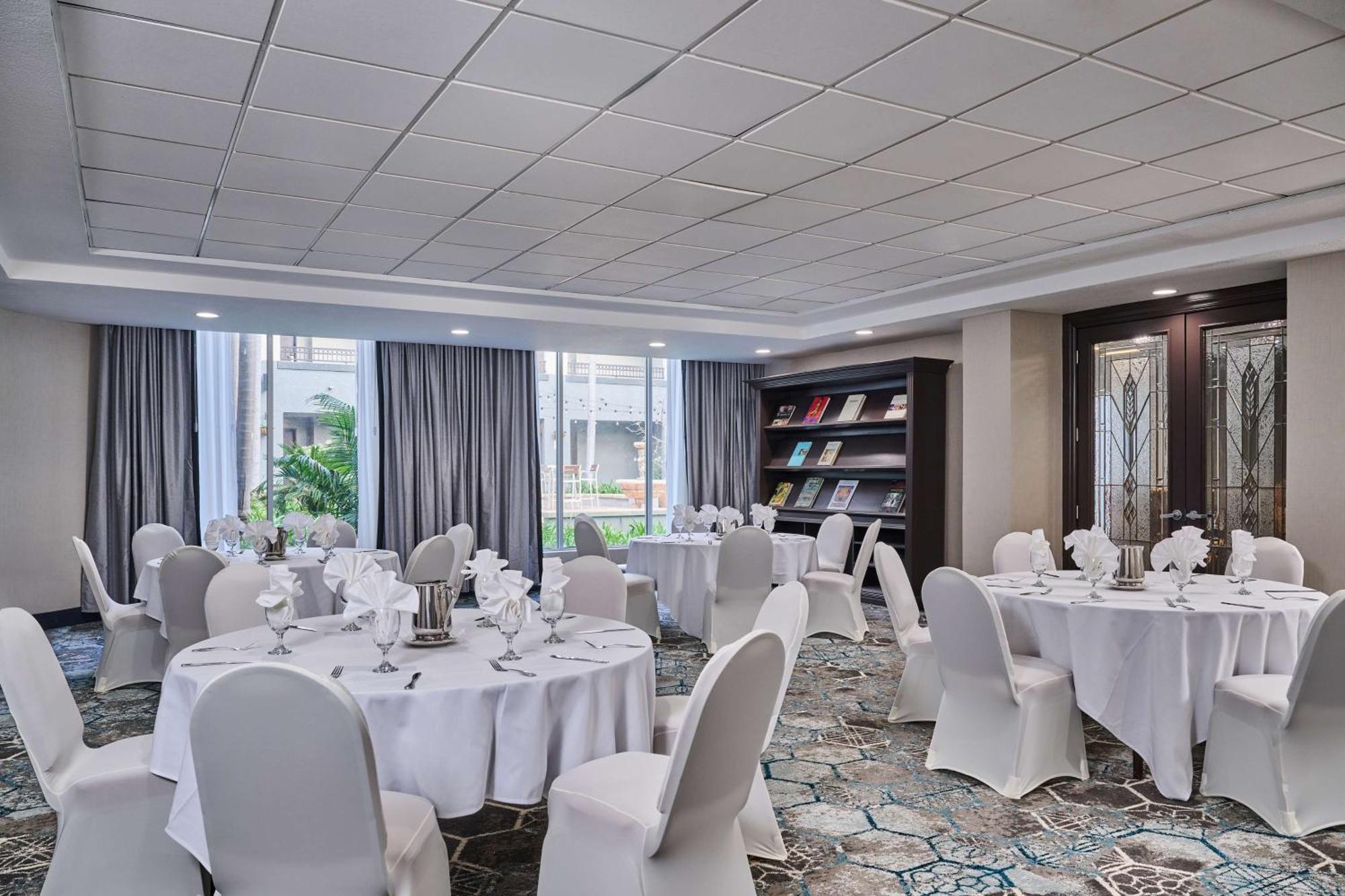 Doubletree By Hilton Chatsworth Los Angeles Ngoại thất bức ảnh