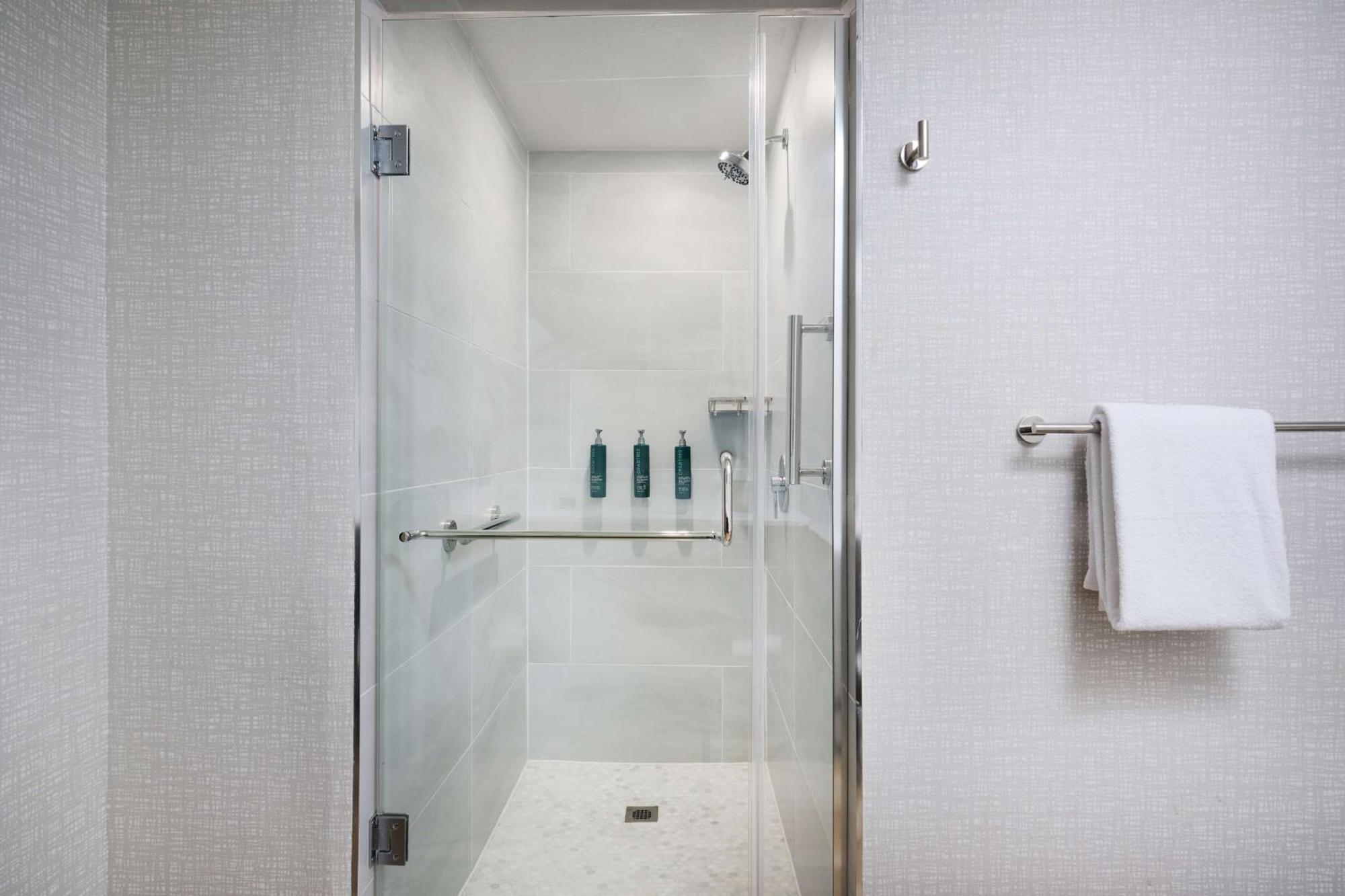 Doubletree By Hilton Chatsworth Los Angeles Ngoại thất bức ảnh